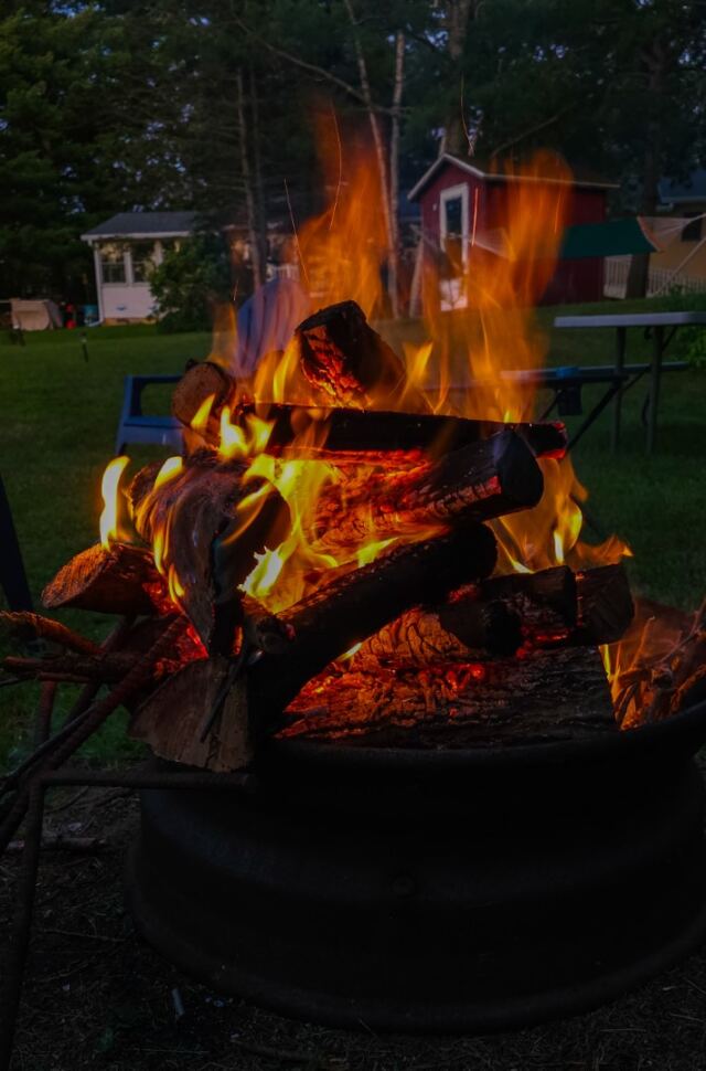 Campfire evening 01