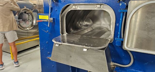 Bolette BTS tour - laundry room 03
