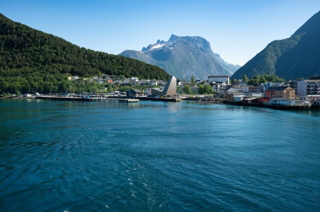 Leaving Andalsnes