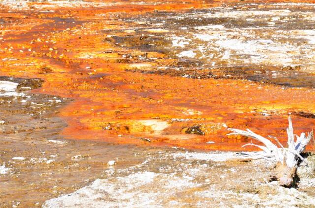 Sulfur runoff