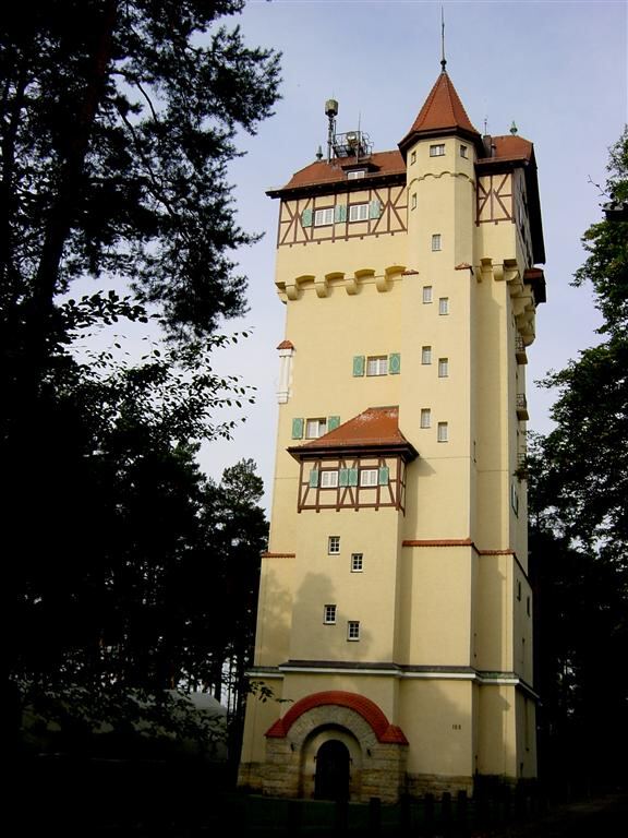 observation-tower-at-graf