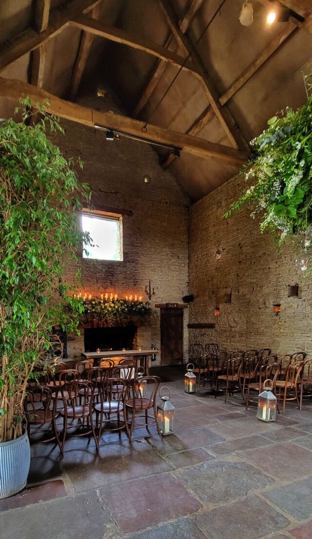 Cripps Barn - interior (2)