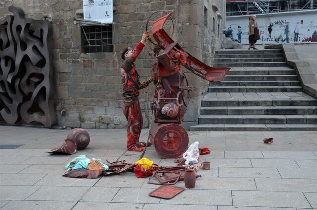 Junk statue